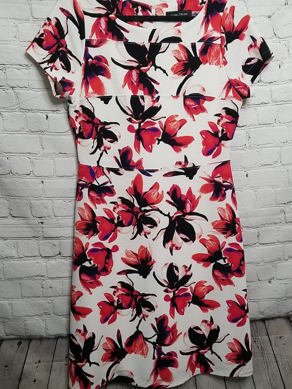 IVANKA TRUMP Dress White Red Black Size 12